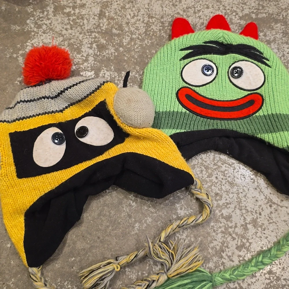 Kids Yellow and Black Character Knit Hat - Picture 1 of 4